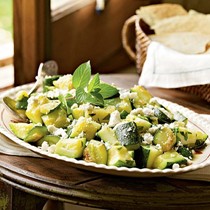 Zucchini with peppermint (Curcurica kin menta)