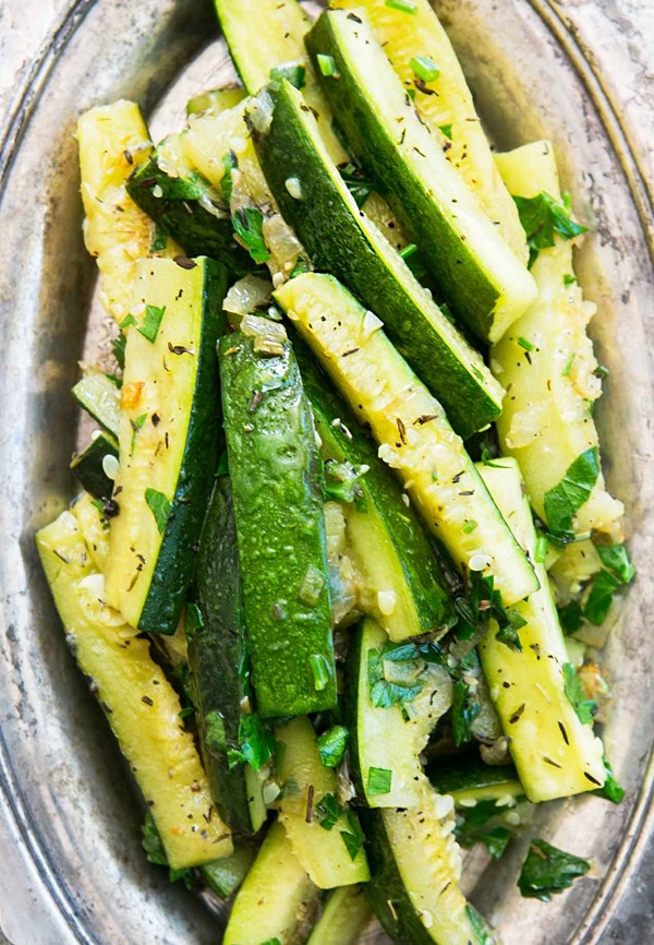 Zucchini with thyme
